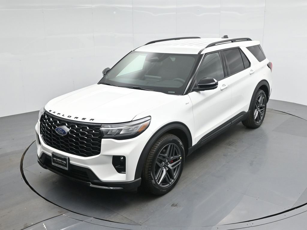 Certified 2025 Ford Explorer ST-Line w/ Premium Package image 38