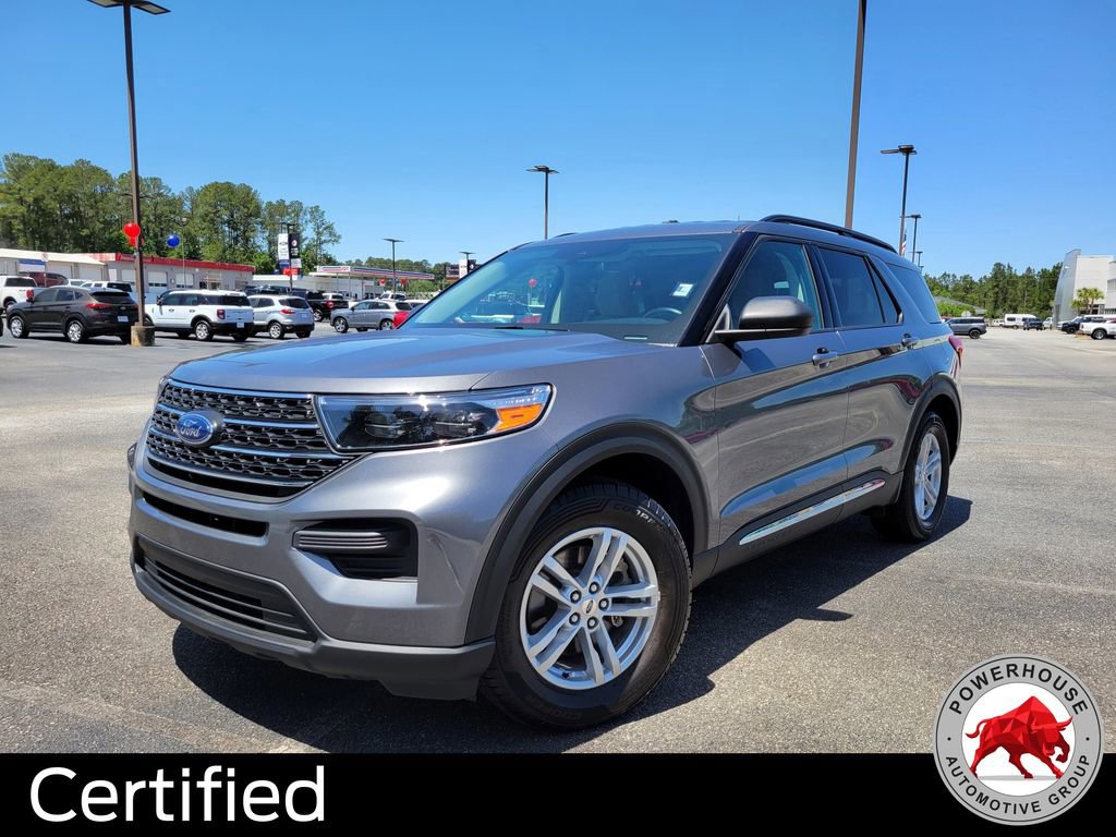 Certified 2022 Ford Explorer XLT RWD image 1