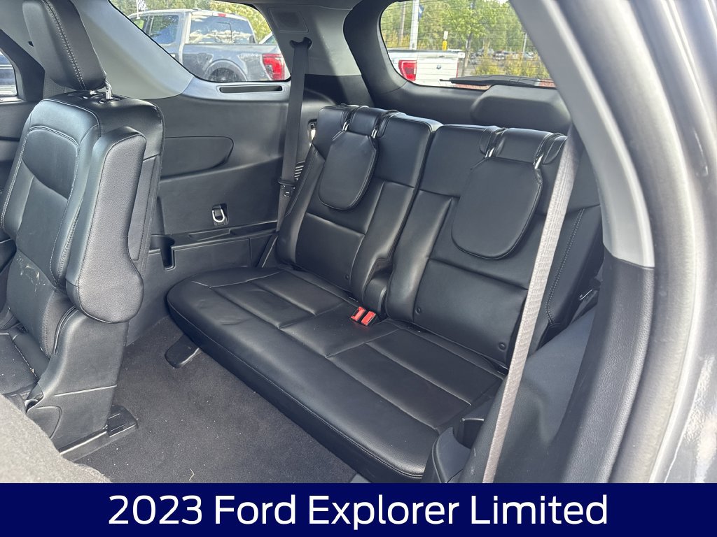 Certified 2023 Ford Explorer Limited AWD/4WD image 16
