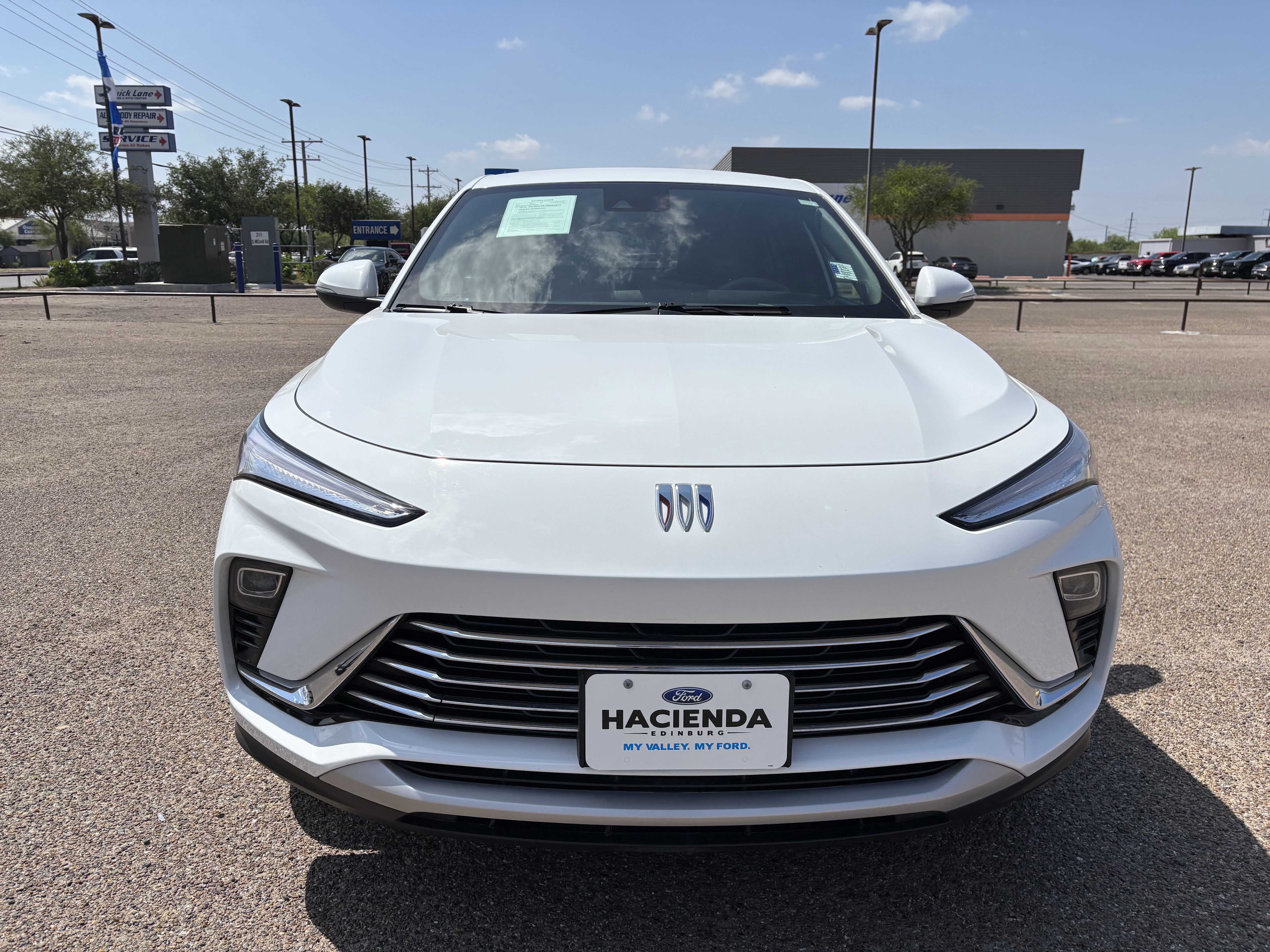 Used 2025 Buick Envista Preferred image 7