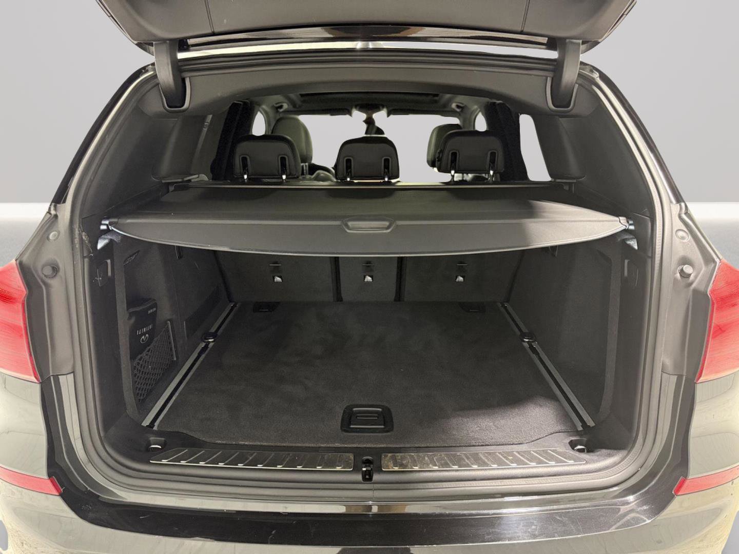 Used 2019 BMW X3 sDrive30i w/ Driving Assistance Package image 28