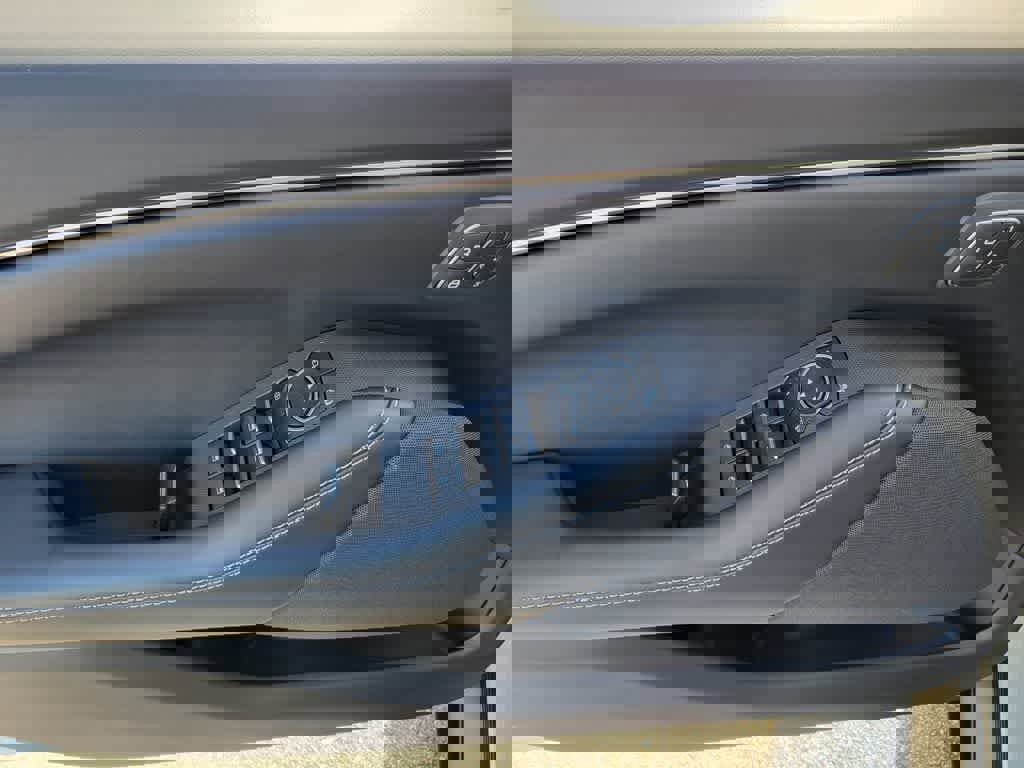 Certified 2025 Ford Mustang Mach-E Select w/ Comfort Package Lite RWD image 18