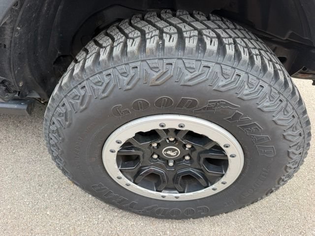 Certified 2023 Ford Bronco Badlands w/ Sasquatch Package AWD/4WD image 12
