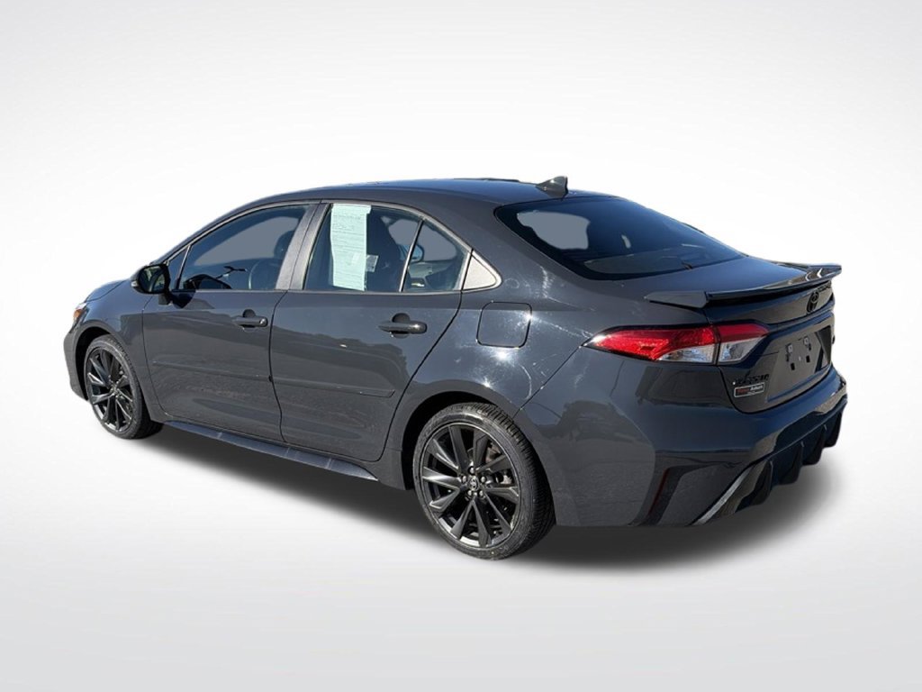 Used 2024 Toyota Corolla SE w/ SE Premium Package FWD image 5
