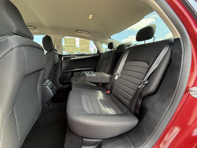 Certified 2020 Ford Fusion SE FWD image 23