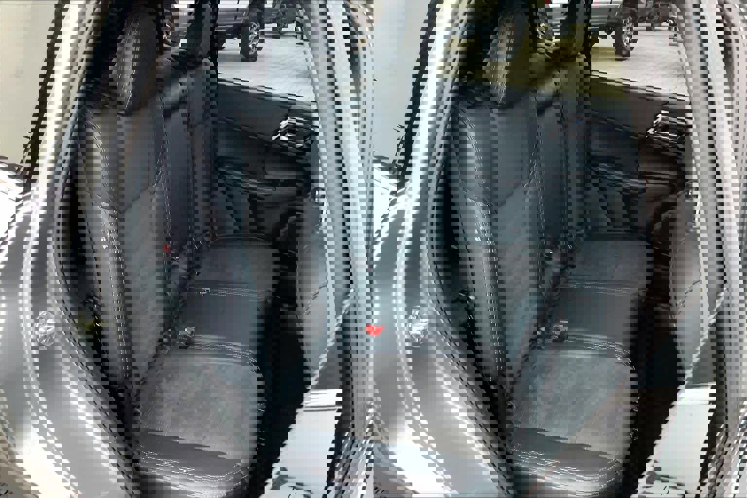 Used 2024 Mitsubishi Outlander SE image 18