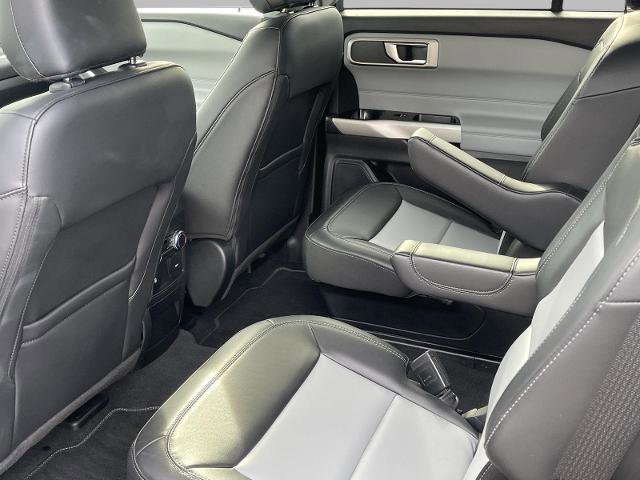 Certified 2022 Ford Explorer XLT w/ Equipment Group 202A image 21