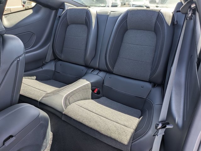 Certified 2025 Ford Mustang Coupe image 17