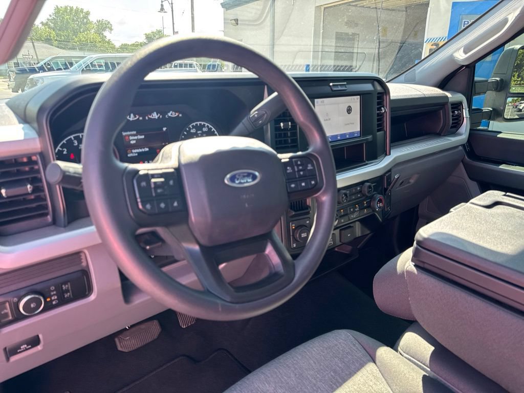 Certified 2025 Ford F250 XL w/ STX Appearance Package AWD/4WD video 3