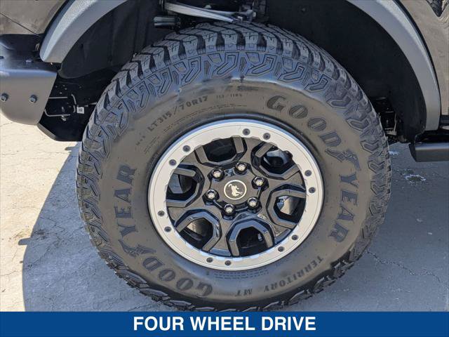 Certified 2023 Ford Bronco Badlands AWD/4WD image 9