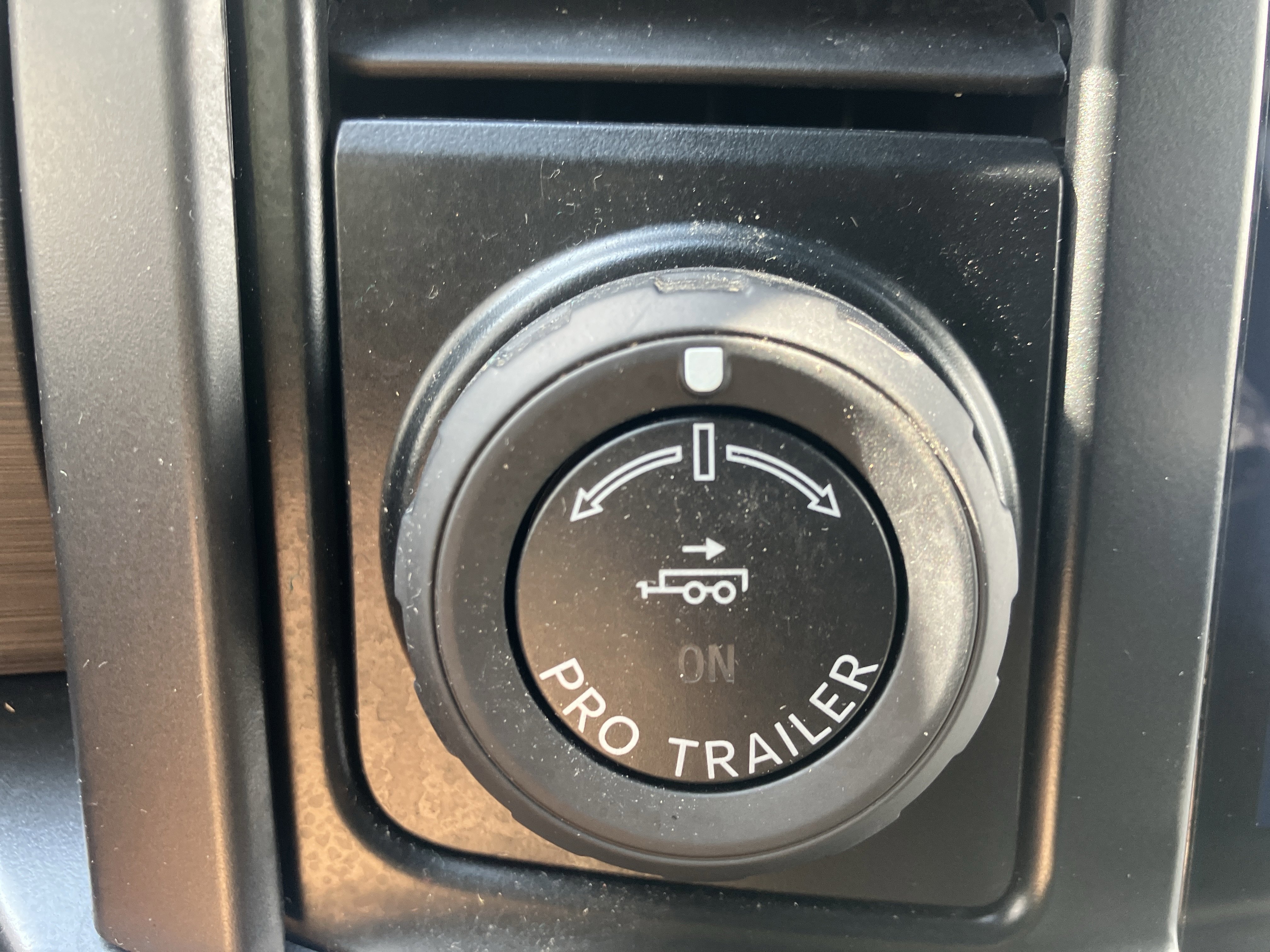 Certified 2024 Ford F150 XLT w/ Equipment Group 302A MID AWD/4WD image 25
