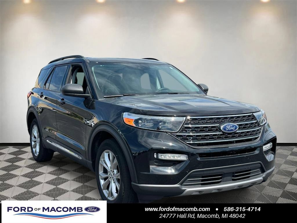 Certified 2024 Ford Explorer XLT w/ Equipment Group 202A