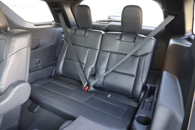 Certified 2025 Ford Explorer ST-Line w/ Premium Package RWD image 15