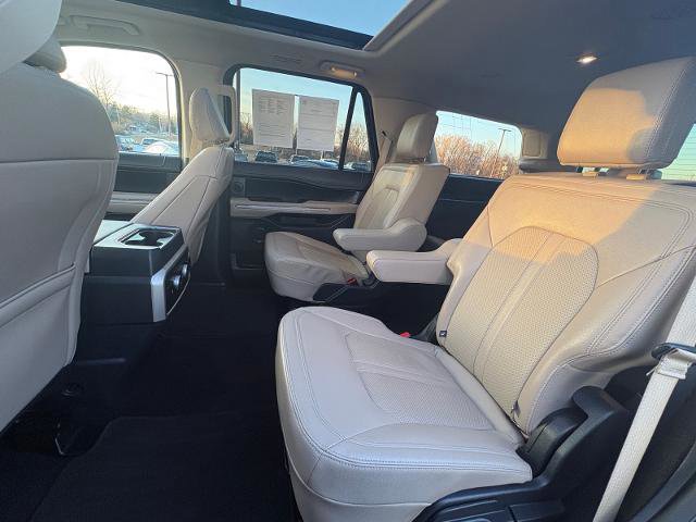 Certified 2024 Ford Expedition Limited image 29