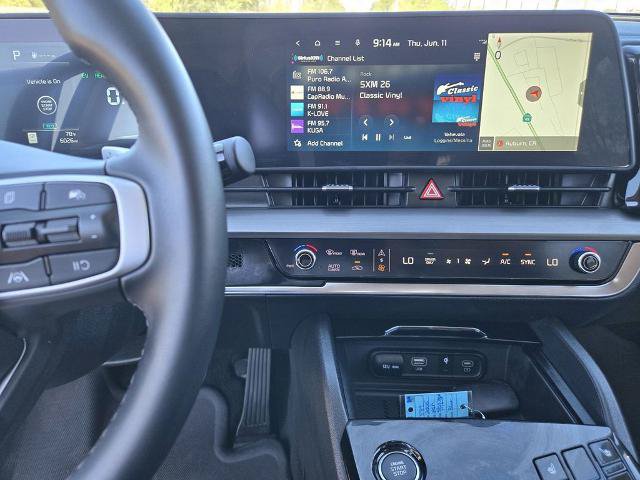 Used 2025 Kia Sportage EX w/ EX Premium Package AWD/4WD image 13