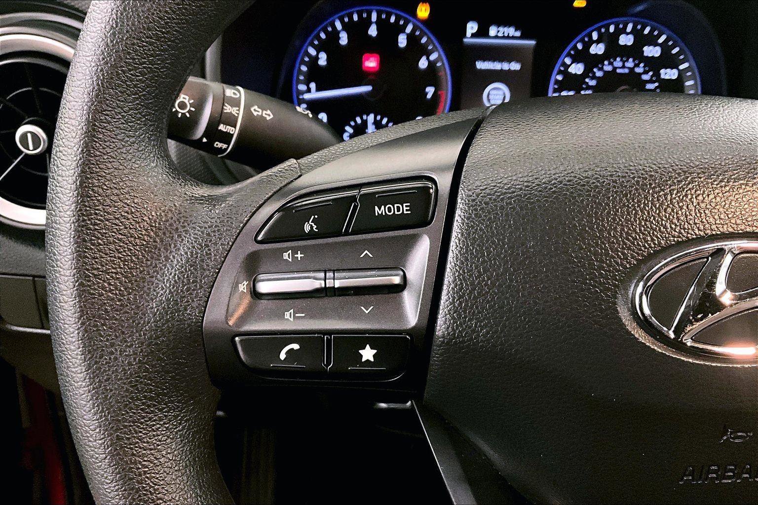 Used 2022 Hyundai Kona SEL image 17