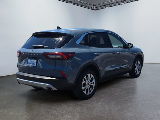 Certified 2023 Ford Escape Active w/ Tech Pack #2 FWD image 5