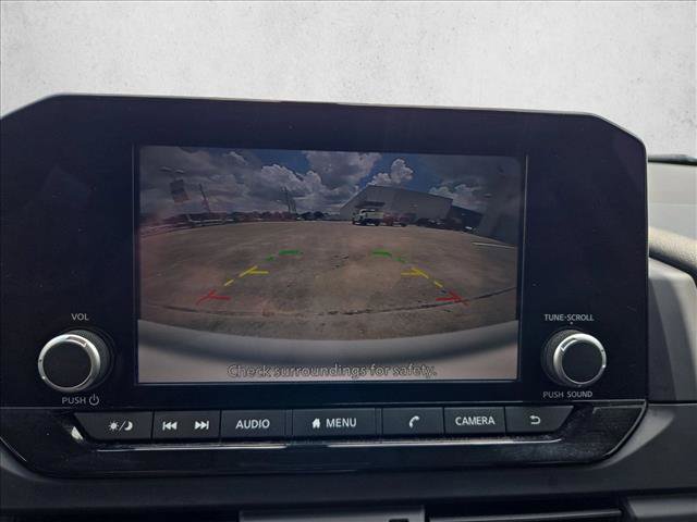 Used 2024 Nissan Pathfinder S FWD image 13