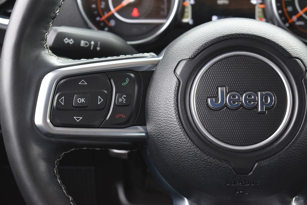 Used 2022 Jeep Wrangler Unlimited Sahara w/ LED Lighting Group AWD/4WD image 14