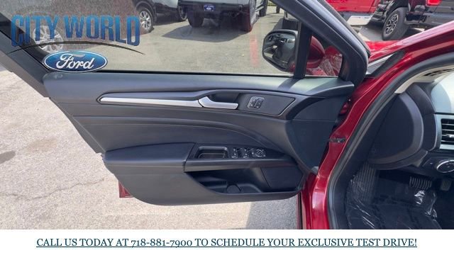Certified 2019 Ford Fusion Titanium AWD/4WD image 6