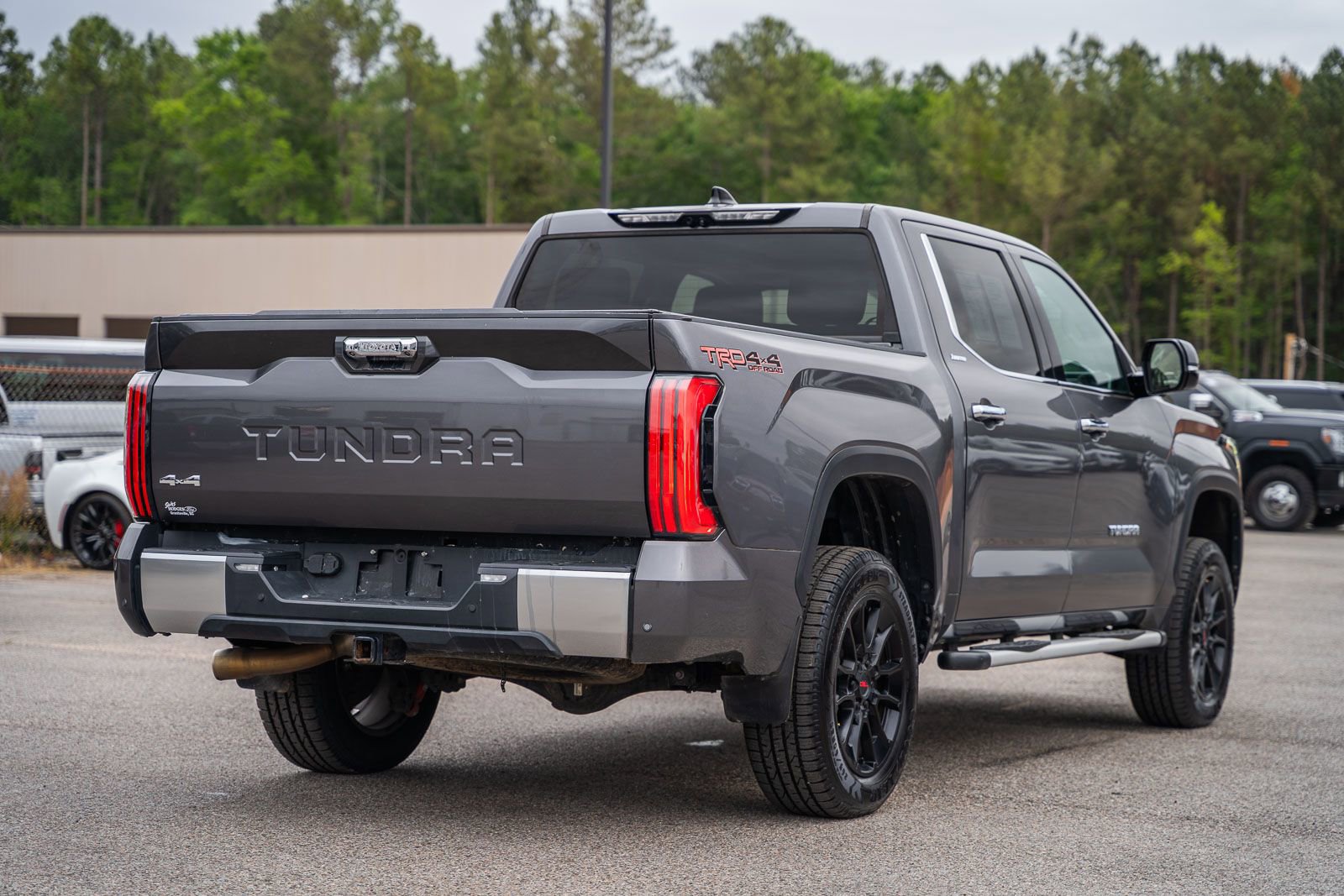 Used 2022 Toyota Tundra Limited w/ TRD Off-Road Package AWD/4WD image 9