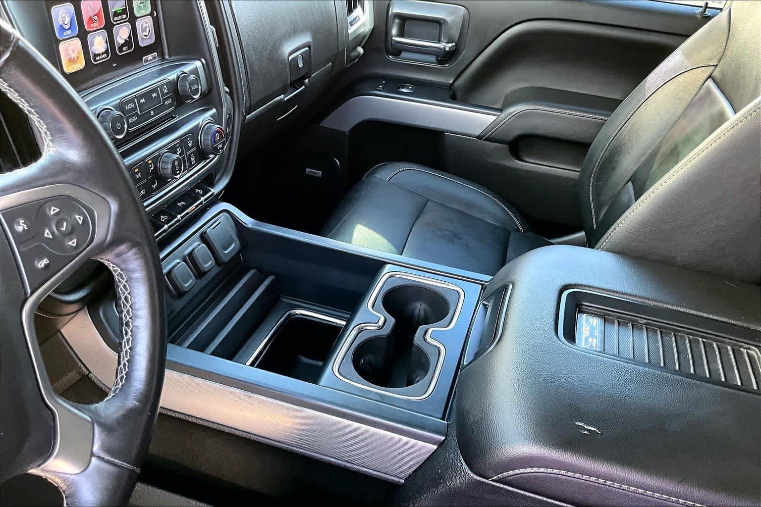 Used 2018 Chevrolet Silverado 1500 LTZ Z71 w/ LTZ Plus Package AWD/4WD image 17