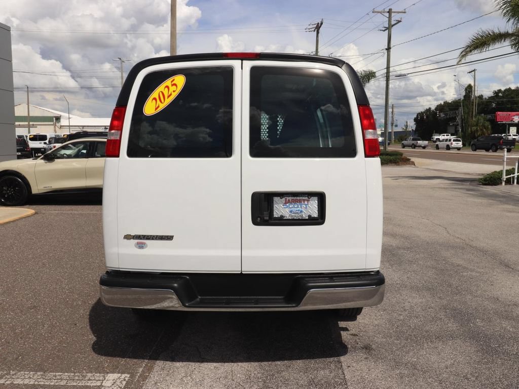 Used 2025 Chevrolet Express 2500 w/ Driver Convenience Package RWD image 13