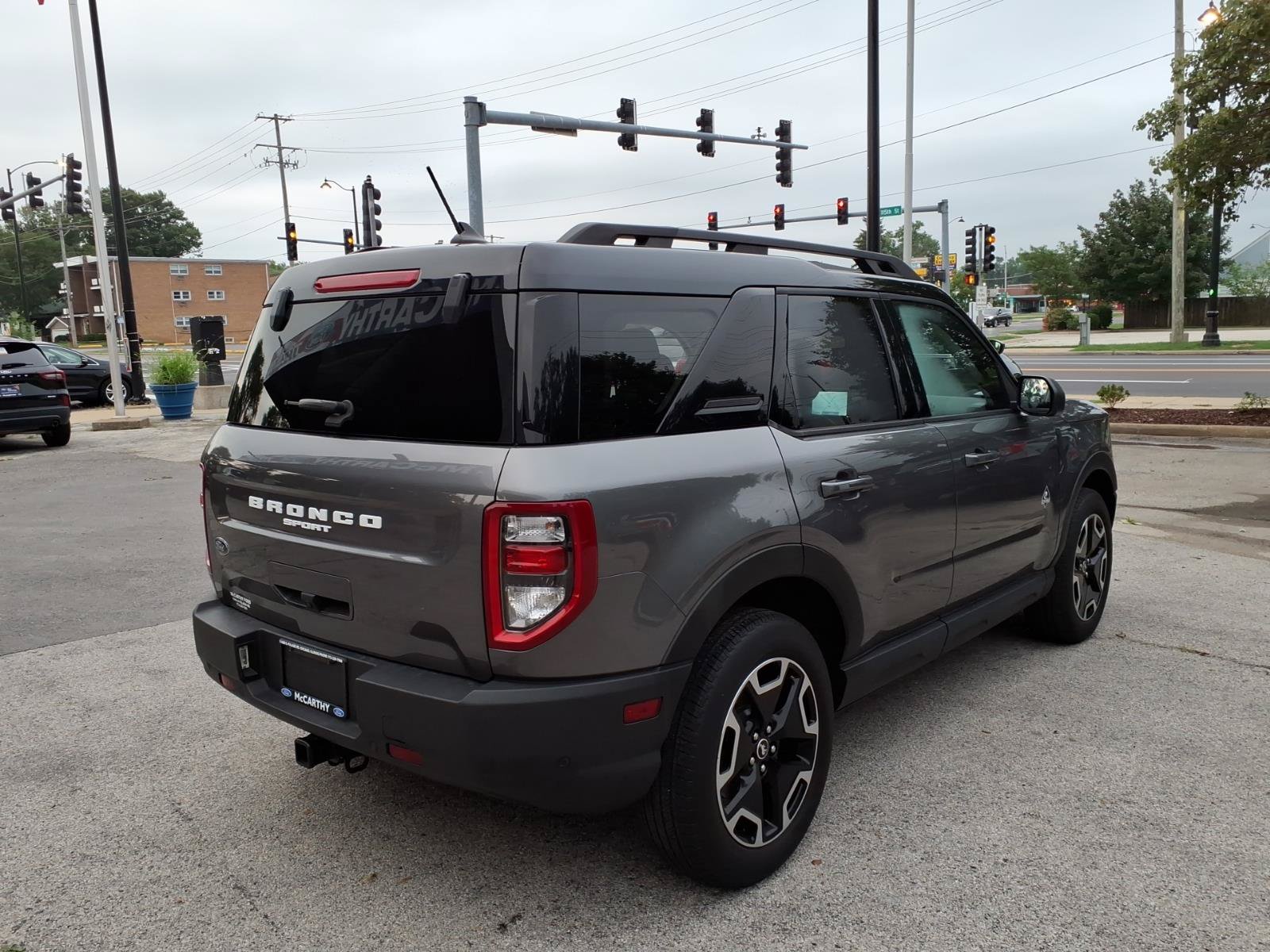 Certified 2023 Ford Bronco Sport Outer Banks w/ Tech Package AWD/4WD image 3