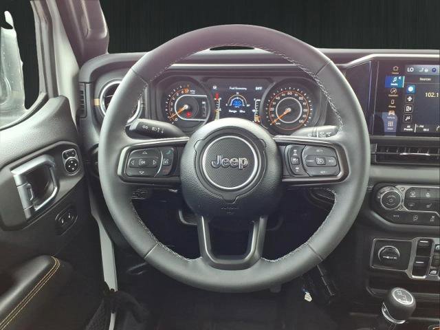 Used 2025 Jeep Gladiator Sport AWD/4WD image 20