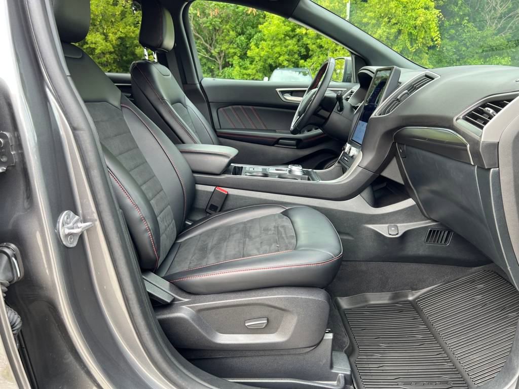 Certified 2024 Ford Edge ST-Line image 37