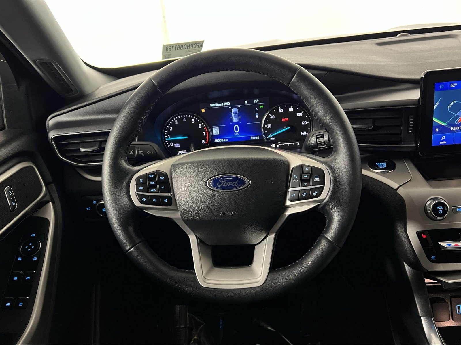 Certified 2022 Ford Explorer XLT w/ Equipment Group 202A AWD/4WD image 16
