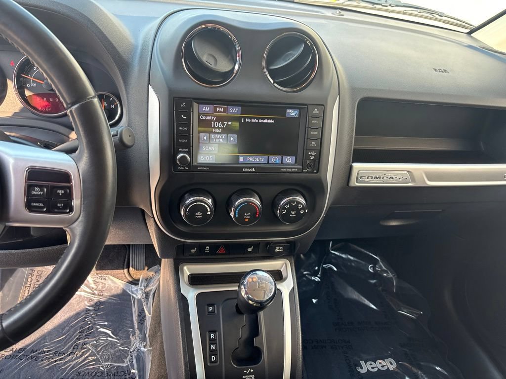 Used 2017 Jeep Compass High Altitude AWD/4WD image 17