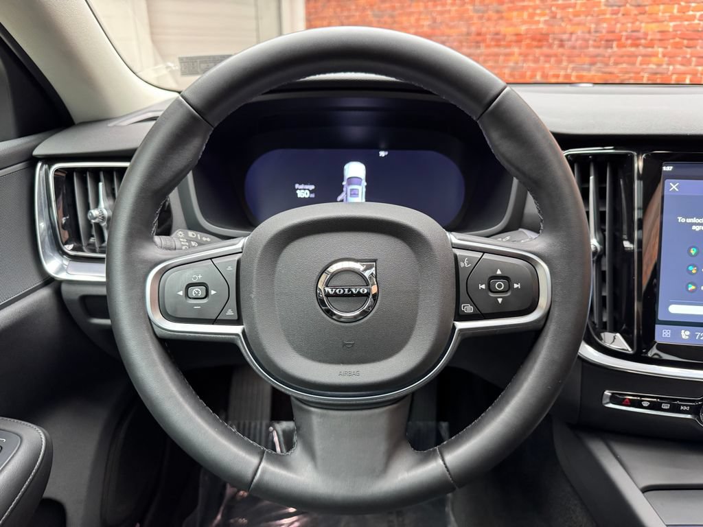 Used 2025 Volvo S60 B5 Core FWD image 14