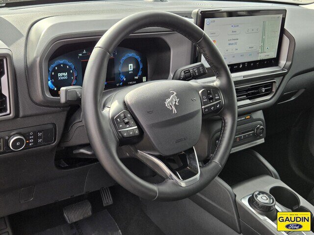 Certified 2025 Ford Bronco Sport Outer Banks w/ Outer Banks Tech Package+ AWD/4WD image 19