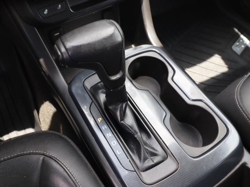 Used 2018 Chevrolet Colorado Z71 AWD/4WD image 22
