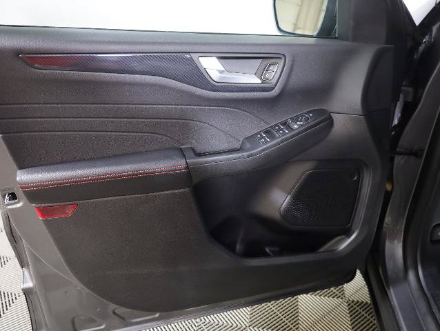 Certified 2025 Ford Escape ST-Line w/ Tech Pack #1 AWD/4WD image 29