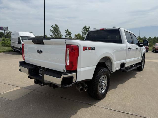 Certified 2025 Ford F350 XL w/ XL Off-Road Package AWD/4WD image 9