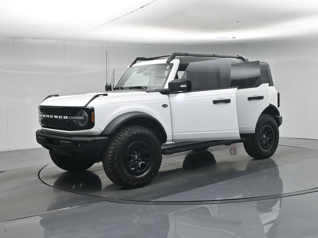 Certified 2022 Ford Bronco Wildtrak AWD/4WD image 33