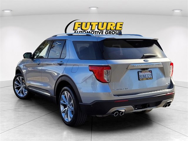 Certified 2021 Ford Explorer Platinum w/ Equipment Group 601A image 3