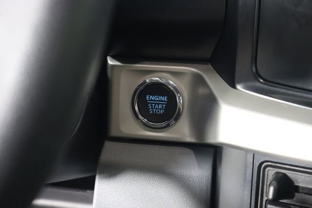 Certified 2025 Ford F250 XLT w/ Tremor Off-Road Package image 57
