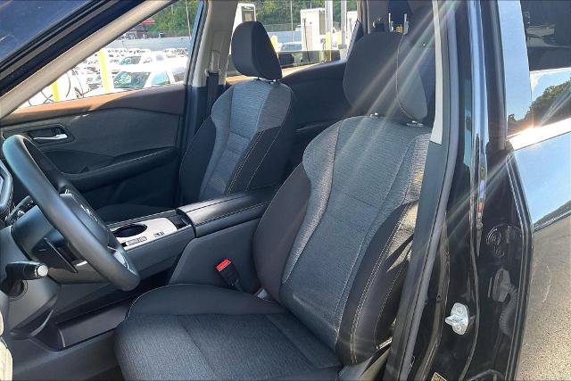 Used 2021 Nissan Rogue SV FWD image 24