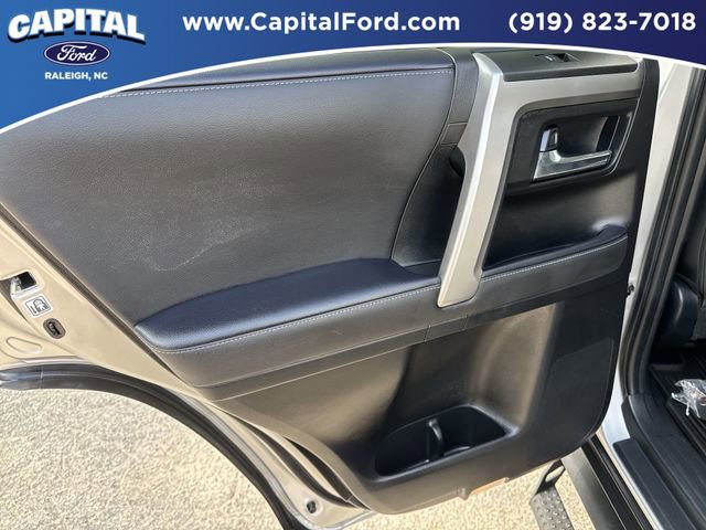 Used 2021 Toyota 4Runner SR5 Premium w/ Moonroof Package AWD/4WD image 17
