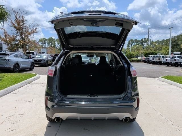Certified 2021 Ford Edge Titanium FWD image 8