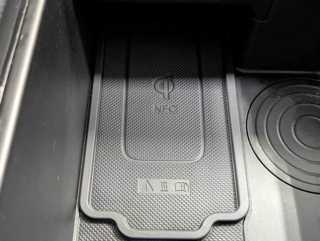 Used 2024 Hyundai Palisade Limited AWD/4WD image 8