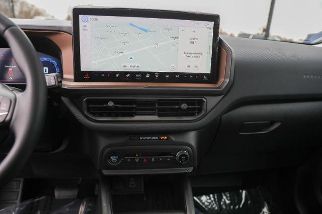 Certified 2025 Ford Bronco Sport Outer Banks w/ Outer Banks Tech Package+ AWD/4WD image 40