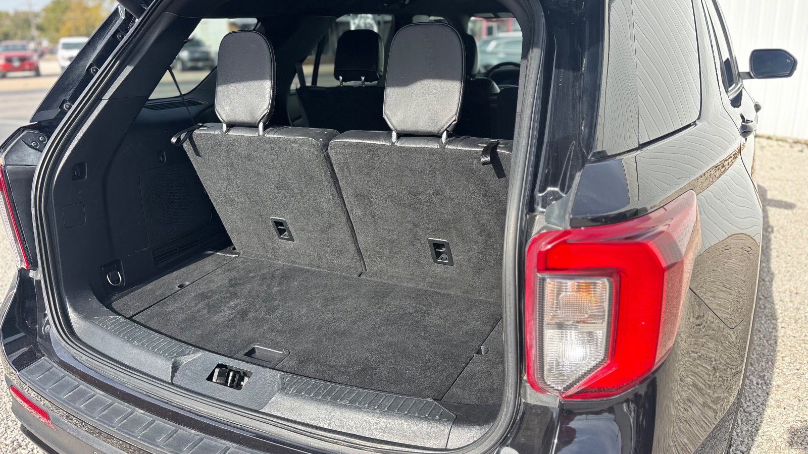 Certified 2021 Ford Explorer ST w/ Equipment Group 401A image 10