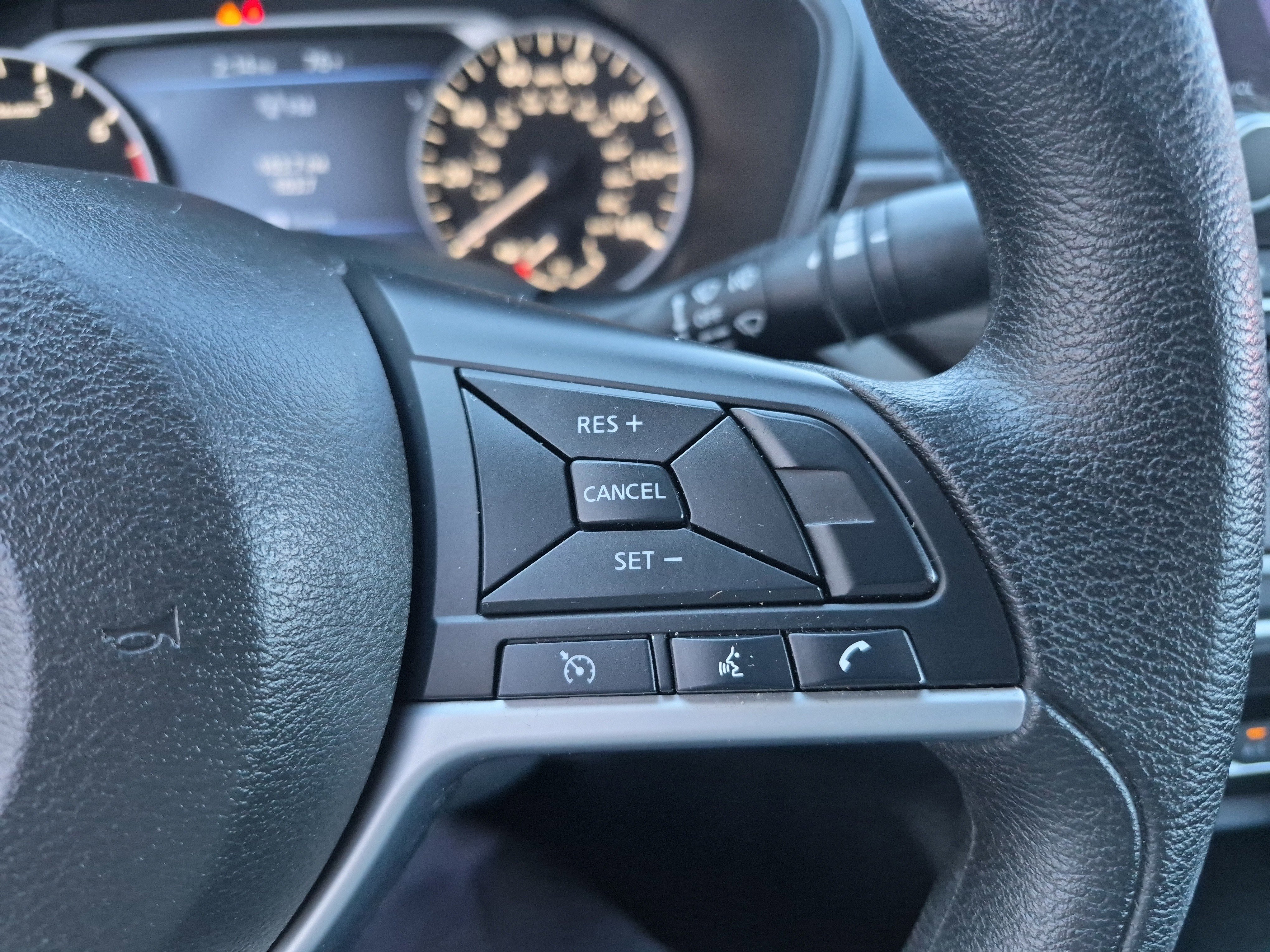 Used 2024 Nissan Altima 2.5 SV image 24