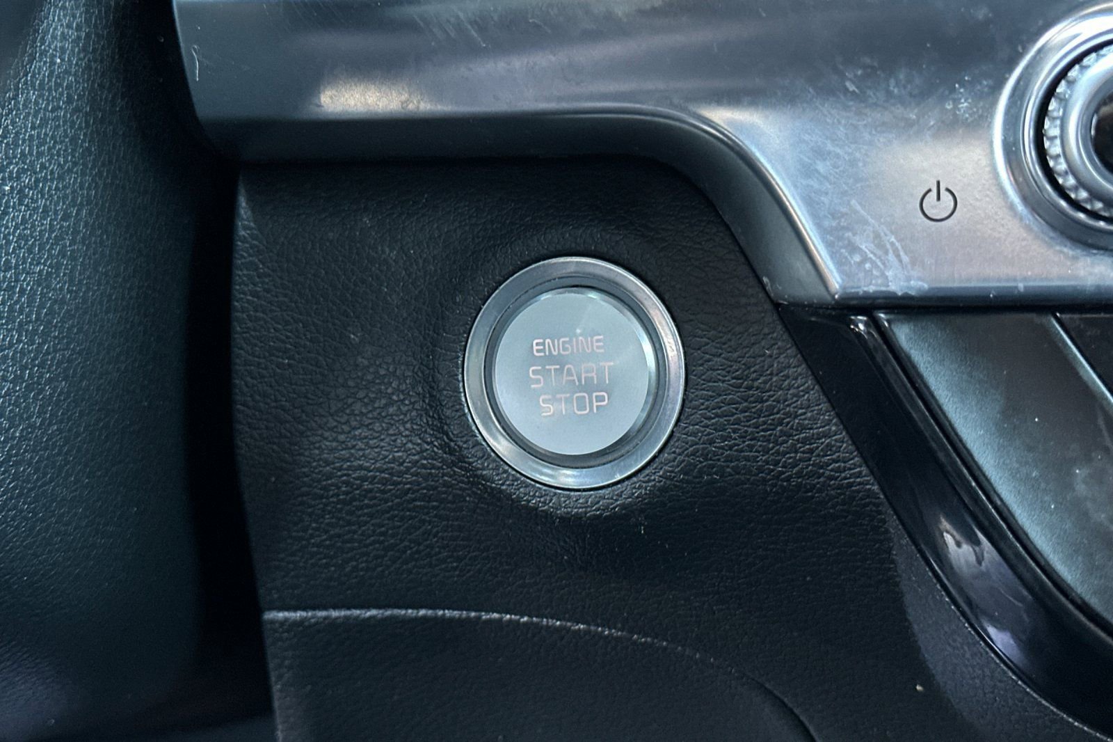 Used 2022 Kia Telluride EX w/ Towing Package FWD image 23