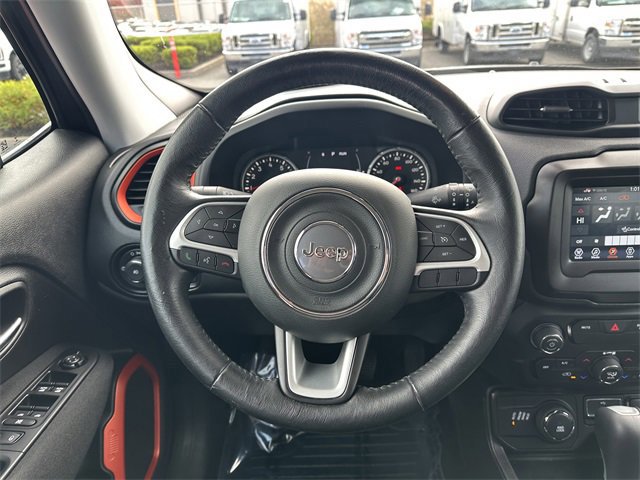 Used 2020 Jeep Renegade Latitude image 15