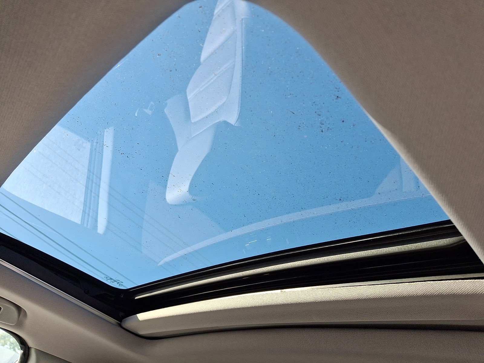 Used 2017 Honda CR-V EX-L image 14